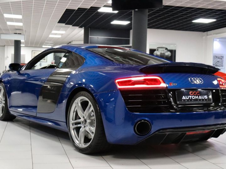 Audi R8 Coupé 5.2 FSI V10 525ch STRONIC FULL CARBONE B&O CAMERA GARANTIE 12 MOIS BLEU SEPANG - 3