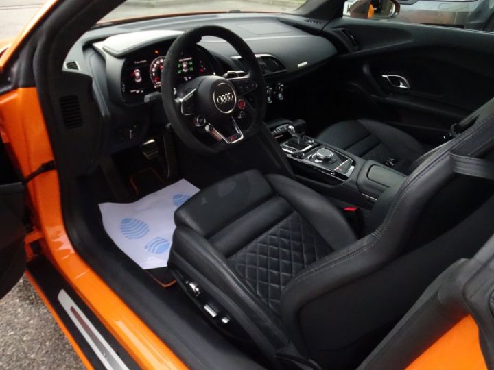 Audi R8  R8 5.2 V10 PLUS FSI 610 QUATTRO S TRONIC/VN 228.000e Exclusif Carbone Céramique Matrix Laser  orange exclusif  - 16