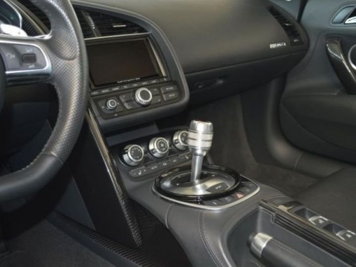 Audi R8 Spyder 4.2 V8 Quattro noir - 9
