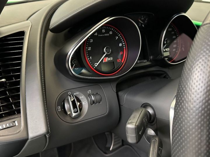 Audi R8 Spyder 5.2 V10 Garantie 12 mois VERT PORSCHE - 10