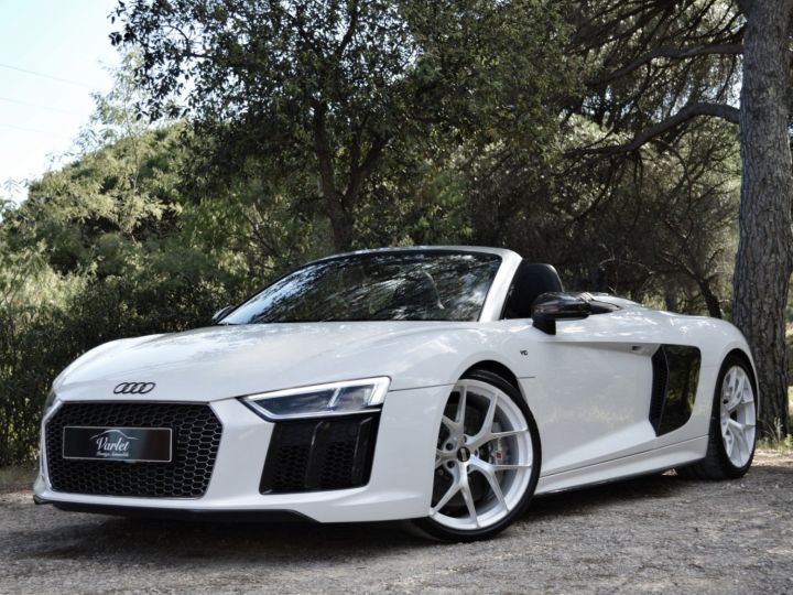 Audi R8 Spyder MAGNIFIQUE AUDI R8 SPYDER 5.2 FSI V10 PLUS 610ch S-TRONIC VALEUR NEUF + DE 245Ke B&O MAGNETIC RIDE CARBONE INT + EXT ECHAP. SPORT CARPLAY CAMERA LASER Blanc - 4