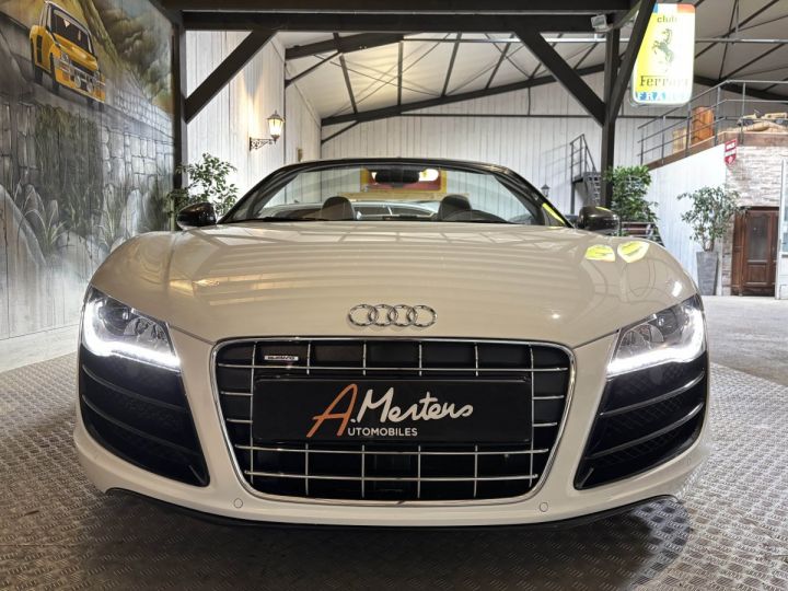 Audi R8 Spyder V10 5.2 FSI 525 CV R-TRONIC Blanc - 3