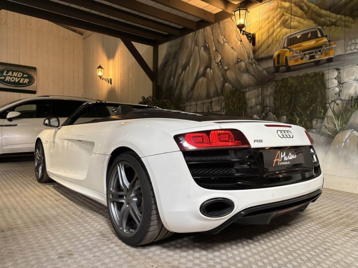 Audi R8 Spyder V10 5.2 FSI 525 CV R-TRONIC Blanc - 4