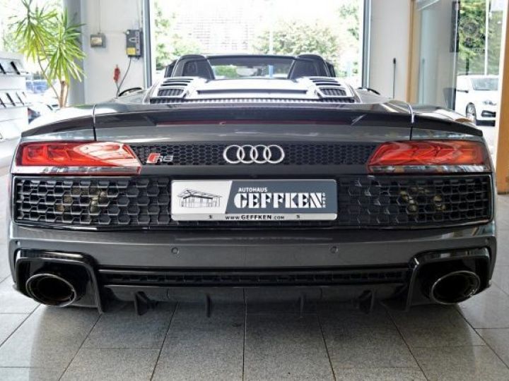 Audi R8 Spyder V10 5.2L 620 Performance B&O Carbon JA 20 Garantie 12 mois Prémium Gris Daytona - 4