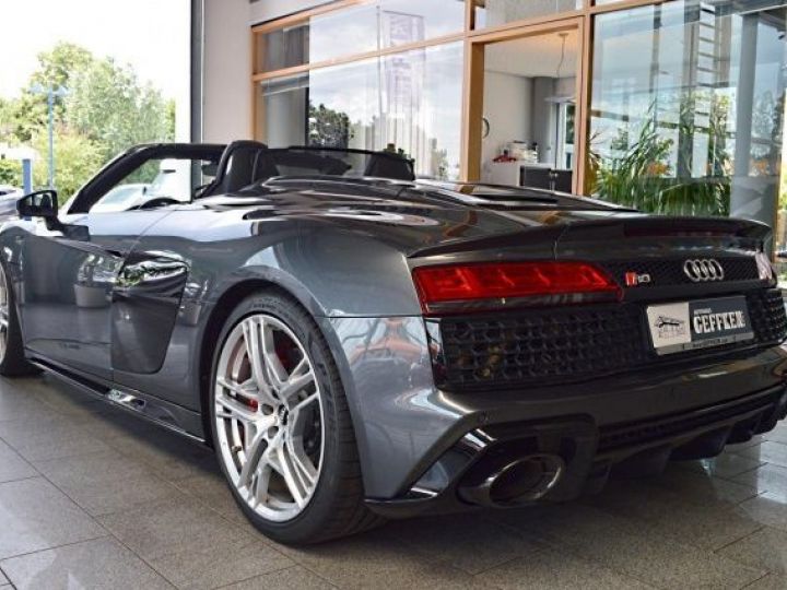 Audi R8 Spyder V10 5.2L 620 Performance B&O Carbon JA 20 Garantie 12 mois Prémium Gris Daytona - 7