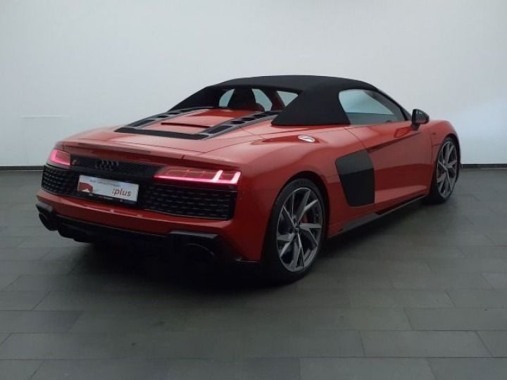 Audi R8 Spyder V10 5.2L RWD LED/Laser 540 B&O JA 20 Garantie 12 mois Prémium Rouge - 3