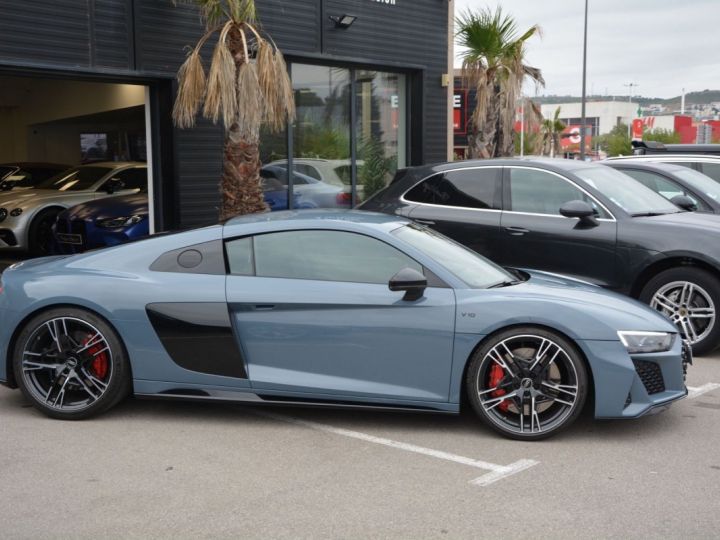 Audi R8 V10 5.2 FSI 540 CV Garantie France 2026 Gris Kemora Gris - 39