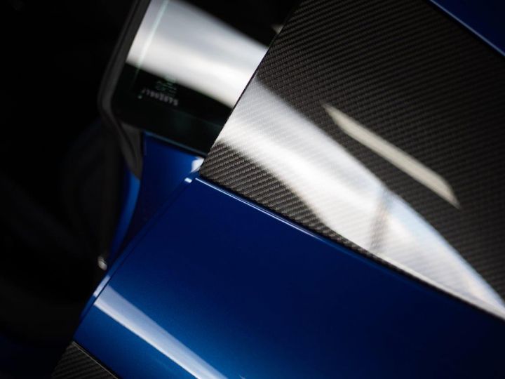 Audi R8 V10 5.2 RWS 540 Ch - 1 Of 999 - Française - Full Carbone - Hifi B&O - Entretien 100% AUDI - Pneus AR Récents - Garantie Premium 12 Mois Bleu Ara - 15