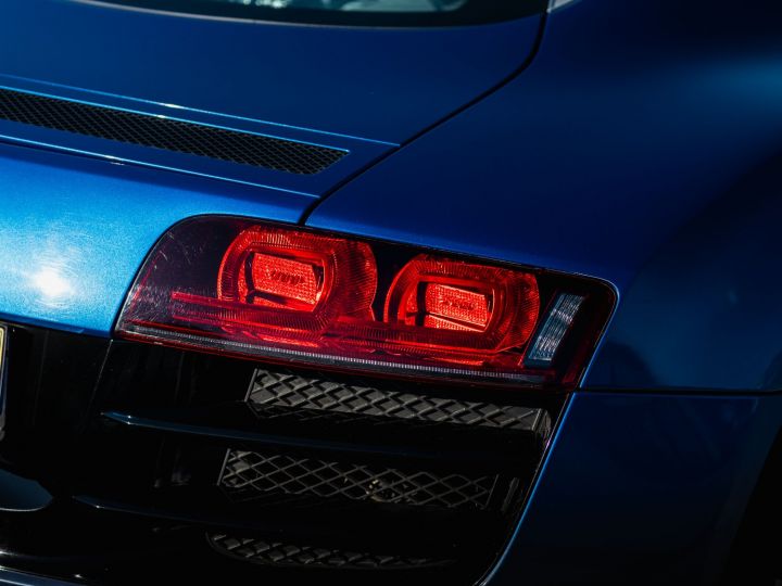 Audi R8 V10 COUPE 5.2 FSI QUATTRO 525 CV - MONACO Bleu Metal - 48