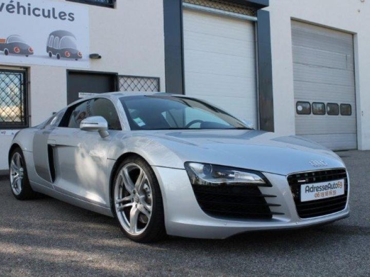 Audi R8 V8 4,2 QUATTRO R-TRONIC 420CV     Essence GRIS ALUMINIUM - 1