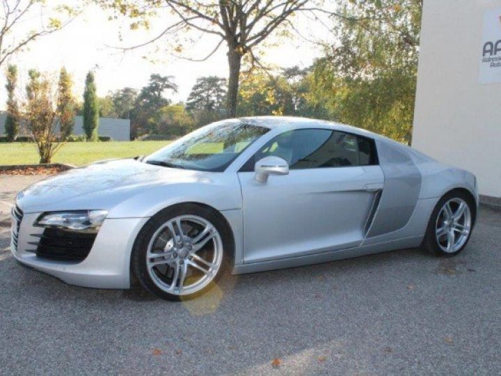 Audi R8 V8 4,2 QUATTRO R-TRONIC 420CV     Essence GRIS ALUMINIUM - 4