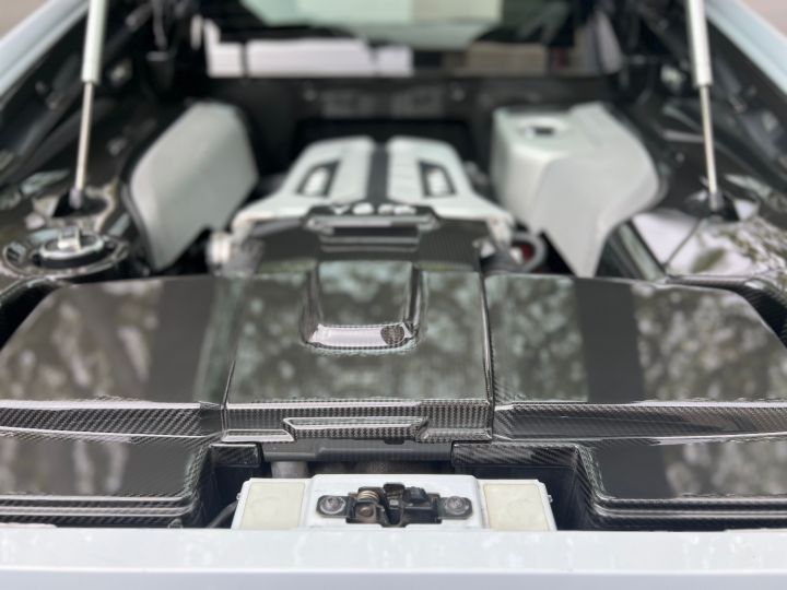 Audi R8 V8 TFSI Full carbon  - 17