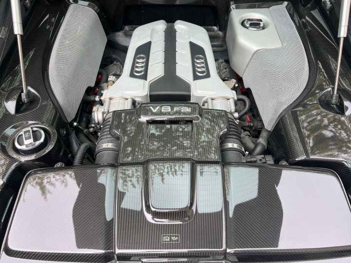 Audi R8 V8 TFSI Full carbon  - 19