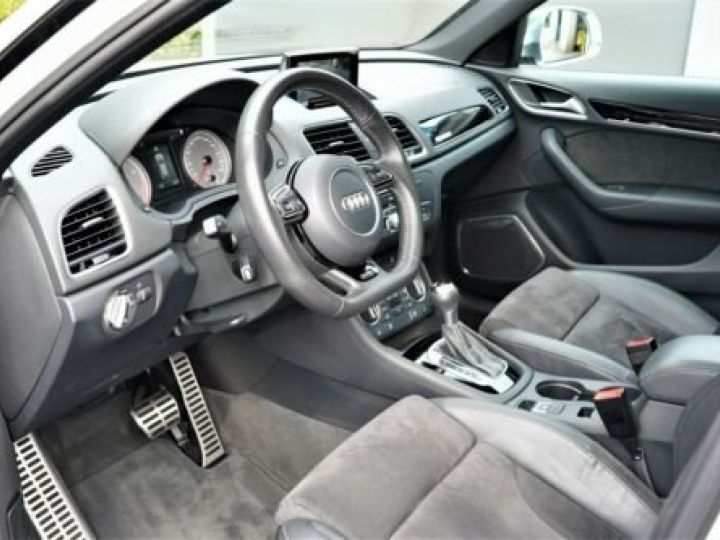 Audi RS Q3 Blanc - 6
