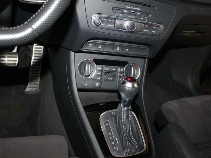 Audi RS Q3 2.5 TFSI quattro / Bose / Garantie 12 mois Noir - 9