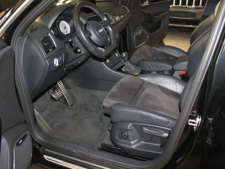Audi RS Q3 2.5 TFSI quattro / Bose / Garantie 12 mois Noir - 10