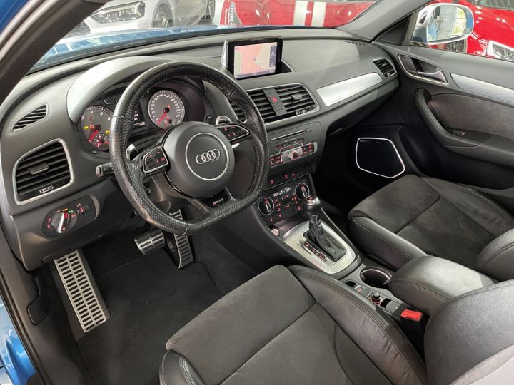 Audi RS Q3 2.5 TFSI Quattro / Toit pano / Attelage / Bose / Garantie 12 mois Bleu - 13