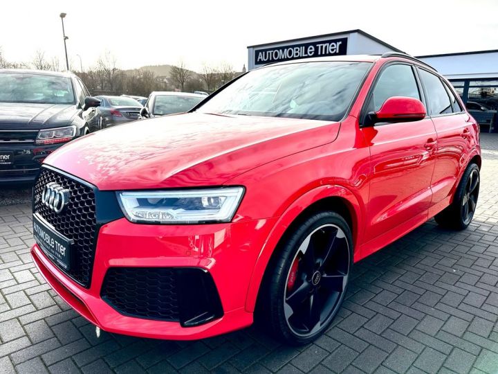 Audi RS Q3 2.5 TFSI Quattro / Toit pano / Caméra / Garantie 12 mois Rouge - 1