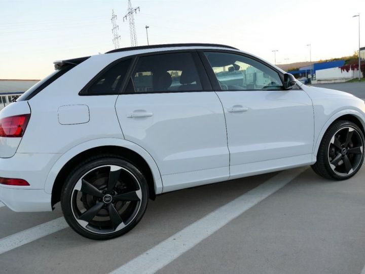 Audi RS Q3 2.5 TFSI S-Tronic quattro / TOIT PANO – BOSE - CAMERA – ATTELAGE – 1ère main - Garantie 12 mois Blanc - 5