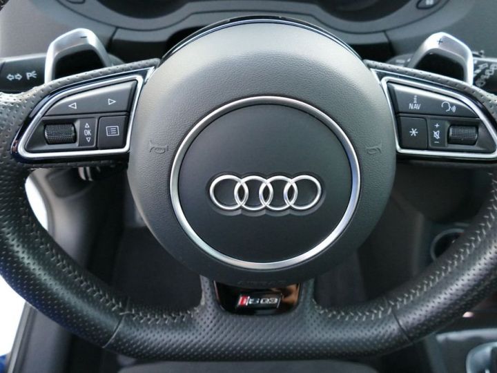Audi RS Q3 2.5 TFSI S-Tronic quattro / TOIT PANO – BOSE - CAMERA – ATTELAGE – 1ère main - Garantie 12 mois Blanc - 12