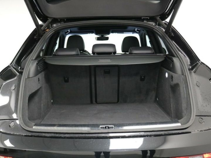 Audi RS Q3 Audi RS Q3 2.5 TFSI Perf. 367 Quattro Carbon Caméra T.Pano JA 20 BOSE 1ère M Garantie 12 Mois Noire - 11