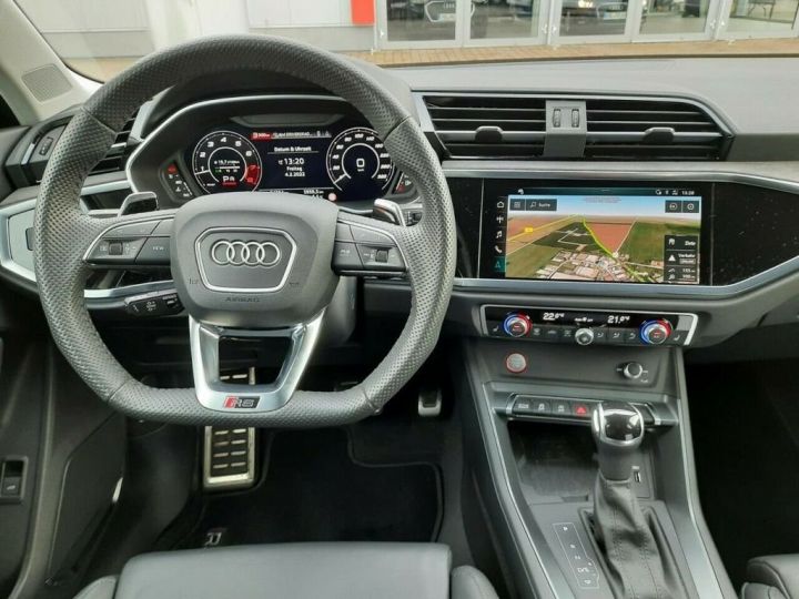 Audi RS Q3 / B&O / Virt. Cockpit / Matrix / Garantie Audi 01/2024 Gris - 8