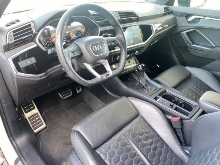 Audi RS Q3 RSQ3 2,5 QUATTRO 400CV S-TRONIC     Essence BLANC GLACIER - 17