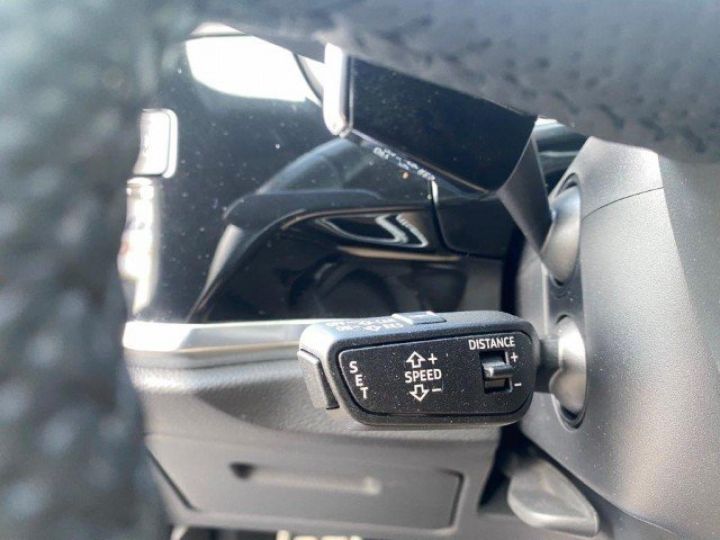 Audi RS Q3 RSQ3 2,5 QUATTRO 400CV S-TRONIC     Essence BLANC GLACIER - 19