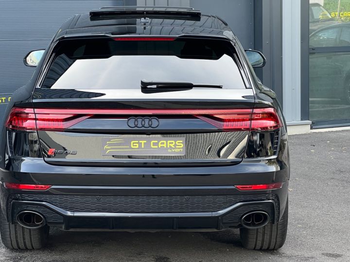 Audi RS Q8 Noir - 12