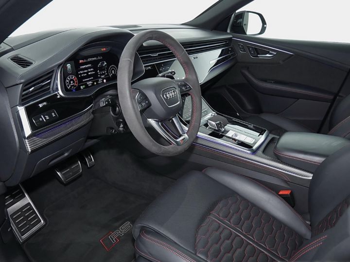 Audi RS Q8  - 9