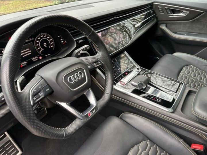 Audi RS Q8  - 6