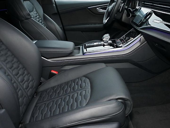 Audi RS Q8  - 4