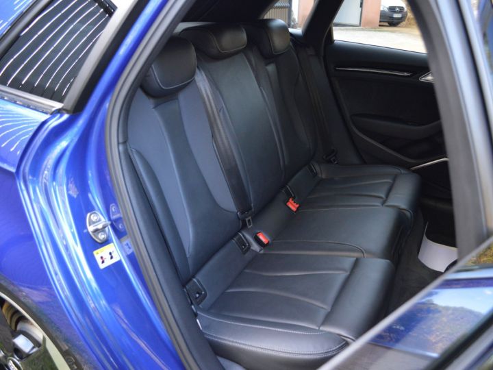 Audi RS3 MAGNIFIQUE AUDI RS3 8V QUATTRO 2.5 TFSI 367ch 19 PACK BLACK B&O MMI PLUS ECHAP SPORT RS 1ERE MAIN Bleu Sepang - 39