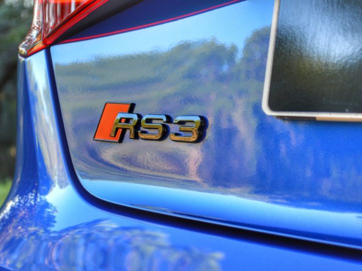 Audi RS3 MAGNIFIQUE AUDI RS3 8V QUATTRO 2.5 TFSI 367ch 19 PACK BLACK B&O MMI PLUS ECHAP SPORT RS 1ERE MAIN Bleu Sepang - 13