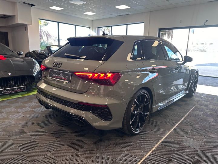 Audi RS3 SPORTBACK 2.5 TFSI Quattro S-tronic Immat France Freins Ceramique Toit ouvrant Affichage tête haute Offre de LOA 721 Euros/mois TTC, Gris - 16