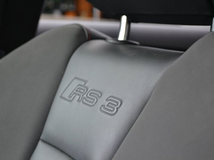 Audi RS3 Sportback 8V 367 STRONIC GRIS - 44