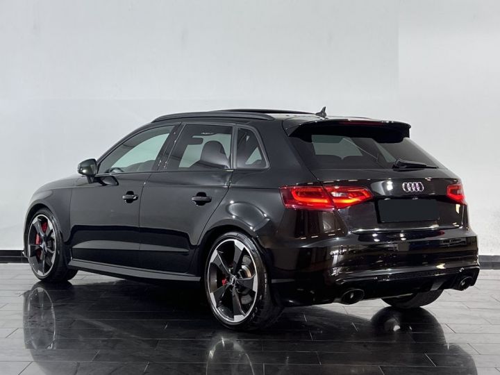 Audi RS3 Sportback / B&O / Toit pano / Garantie 12 mois Noir - 3