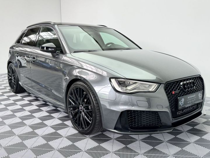 Audi RS3 Sportback / Toit pano / Garantie 12 mois Gris daytona - 4