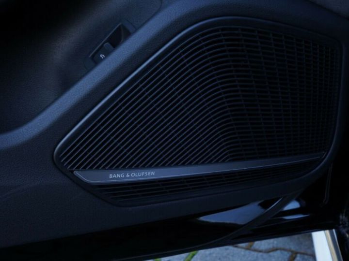 Audi RS4 Audi RS4 450 qu. GPS/MATRIX/PANO/280/B&O/360° Gar. Usine 10/2023 CG et Ecotaxe ne sont pas à régler Noire - 10