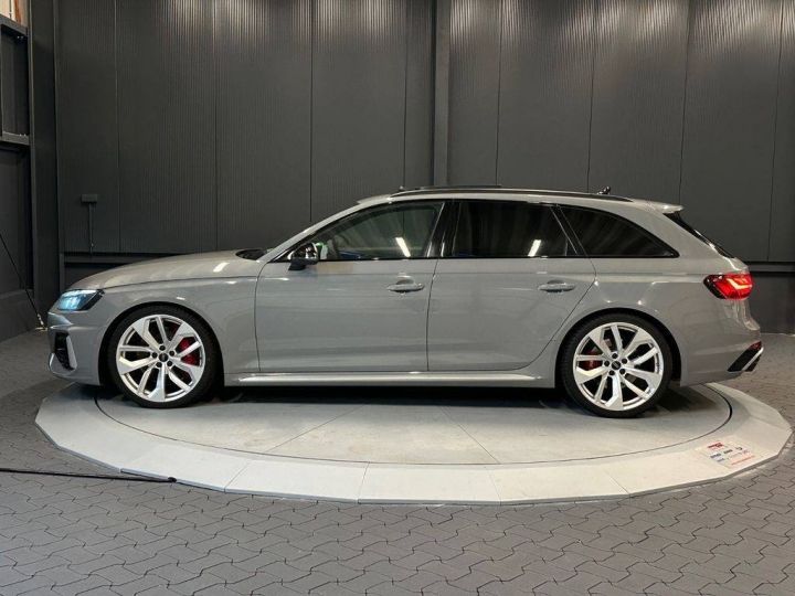 Audi RS4 Avant 2.9 TFSI quattro*DYNAMIC*PANORAMA*B&O* Gris Nardo - 4