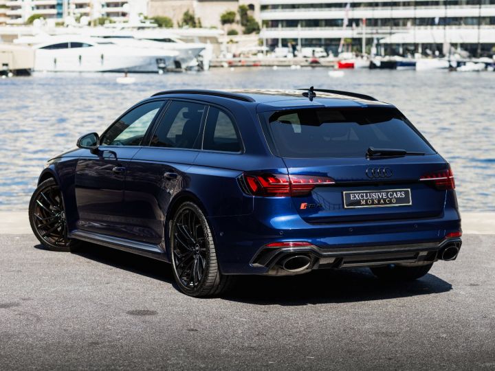 Audi RS4 V (2) AVANT V6 2.9 TFSI 450 CV QUATTRO TIPTRONIC - MONACO Bleu Marine Métal - 6