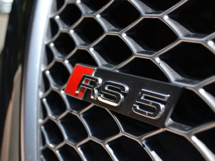 Audi RS5 4.2 V8 FSI 450ch quattro S tronic 7 NOIR - 27