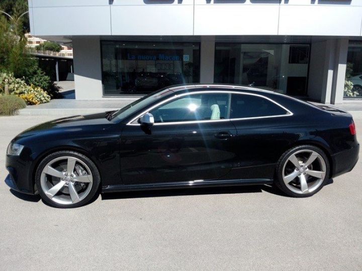 Audi RS5 4.2 V8 FSI QUATTRO S TRONIC 450CV     Essence NOIR - 3