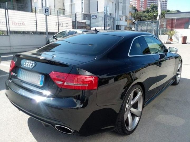 Audi RS5 4.2 V8 FSI QUATTRO S TRONIC 450CV     Essence NOIR - 7