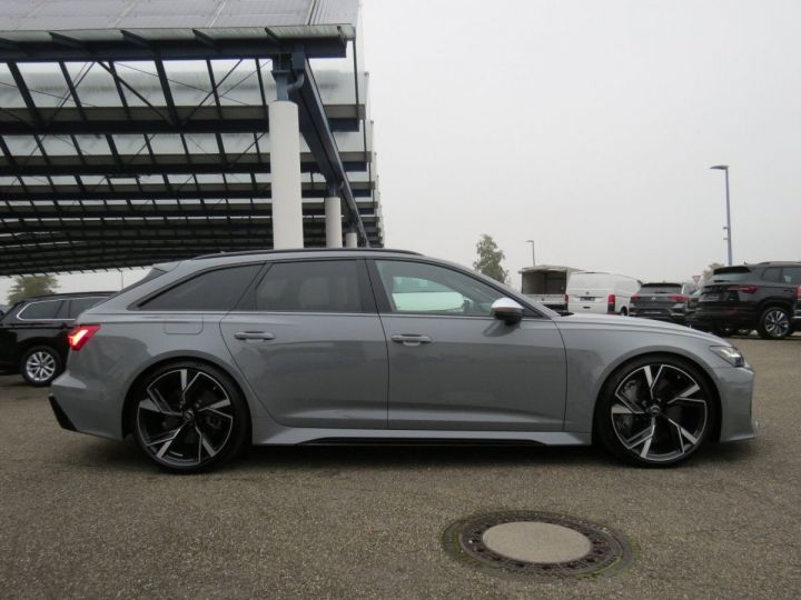 Audi RS6 Audi RS6 Avant 4.0 TFSI quattro gris - 3