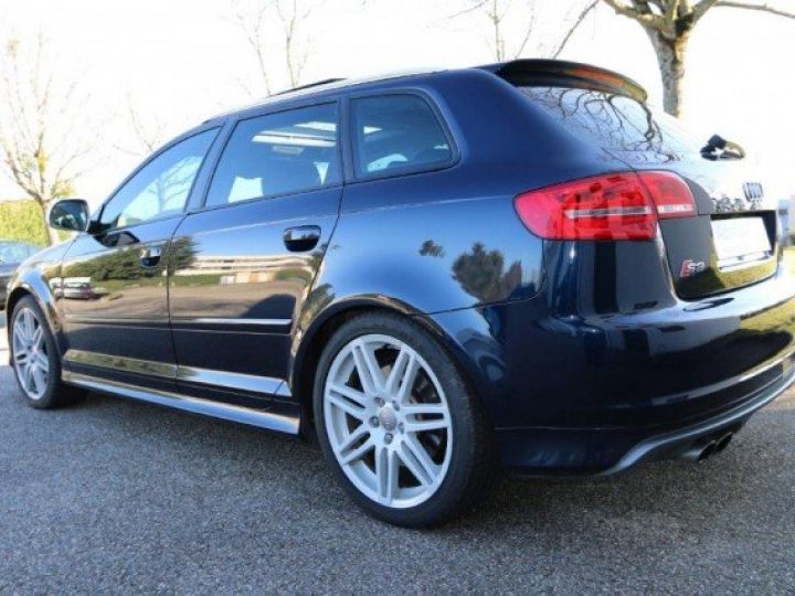 Audi S3 II (2) SPORTBACK 2.0 TFSI 265 QUATTRO S TRONIC     Essence BLEU METAL - 18