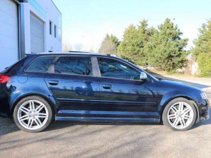 Audi S3 II (2) SPORTBACK 2.0 TFSI 265 QUATTRO S TRONIC     Essence BLEU METAL - 20