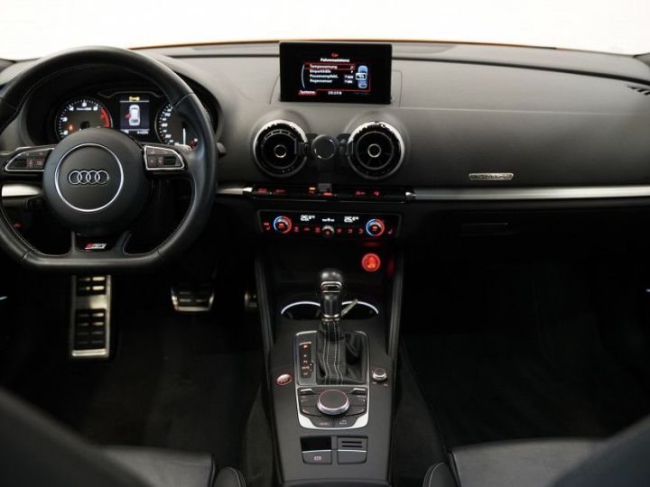 Audi S3 sportback 2.0 TFSI Quattro Orange  - 12