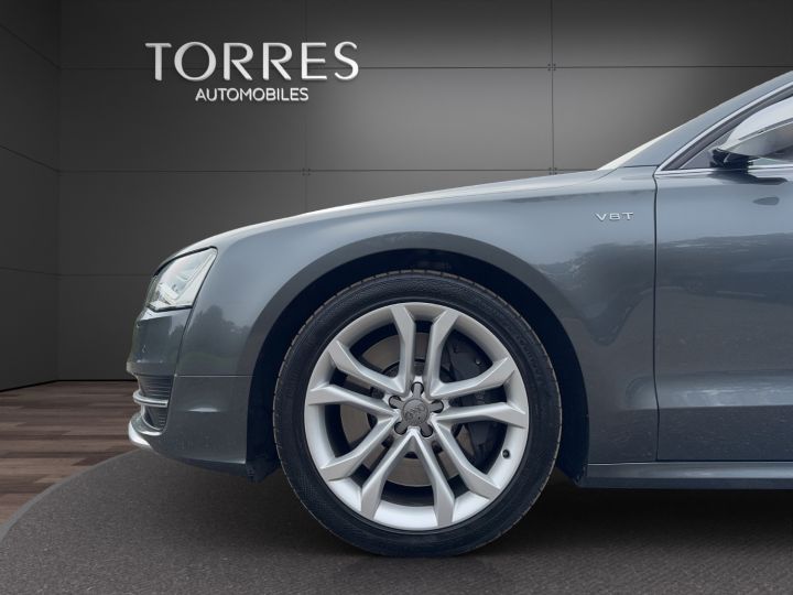 Audi S8 4.0 V8 520ch Quattro Tiptronic 8 première main Gris - 20