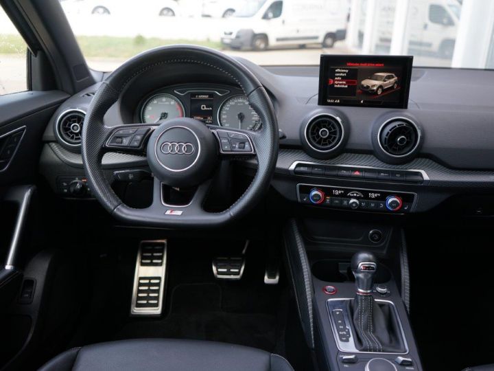 Audi SQ2 BLACK EDITION 300CH - TOIT OUVRANT  - 21